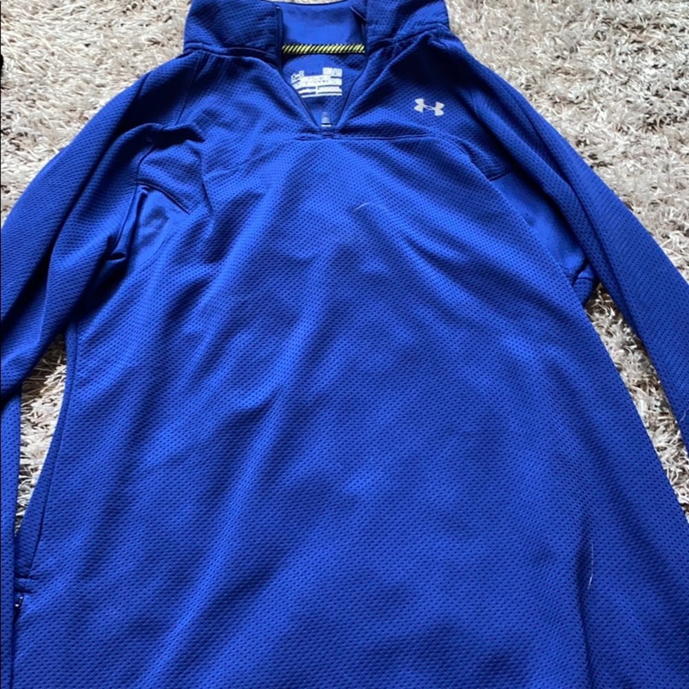 Under armour long sleeved shirt